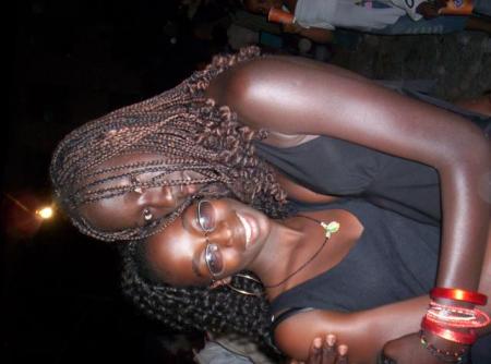 ma soeur aime et ma cousine elle sont belle 