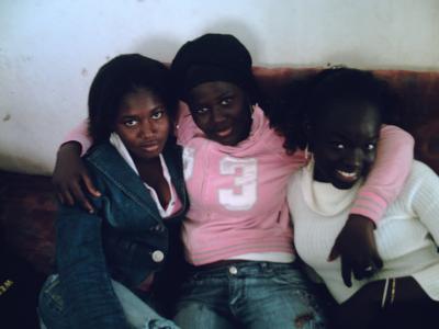 noir debene elles sont trop mignone 